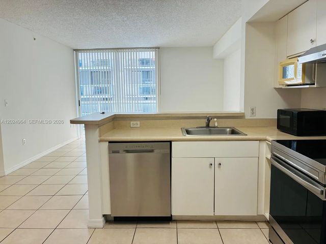 2 of 14 - 5085 Nw 7th Street #909, Miami, FL