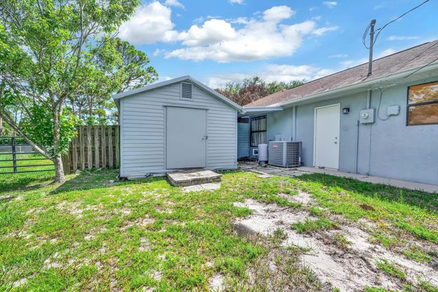 3 of 34 - 601 Howard Street, Fort Pierce, FL
