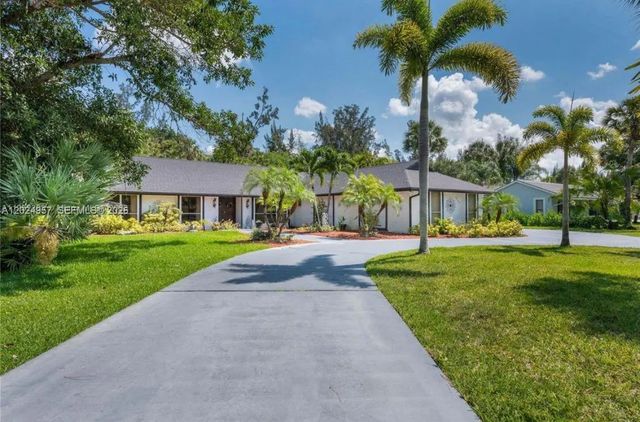 2 of 50 - 13353 Doubletree Circle, Wellington, FL