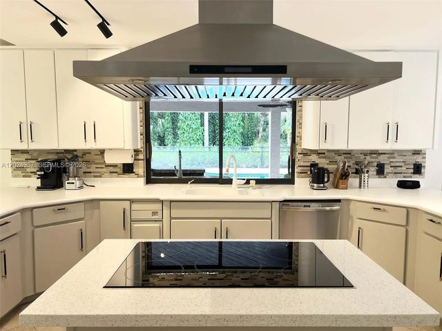 5 of 50 - 13353 Doubletree Circle, Wellington, FL