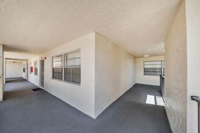 3 of 48 - 3099 Nw 48th Avenue #260, Lauderdale Lakes, FL