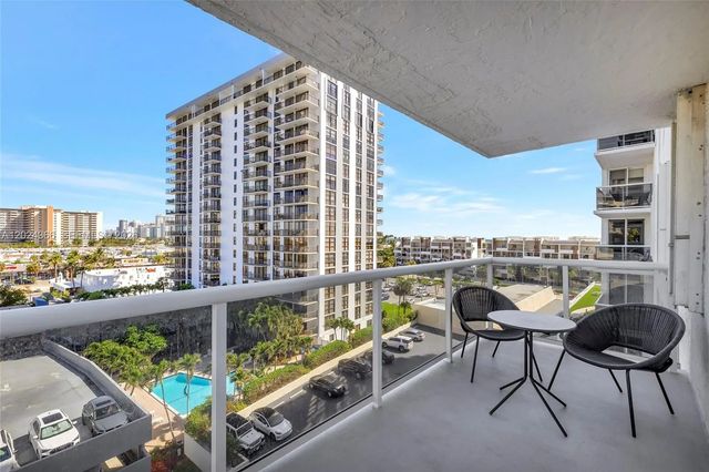 3 of 33 - 3015 N Ocean Boulevard #6a, Fort Lauderdale, FL