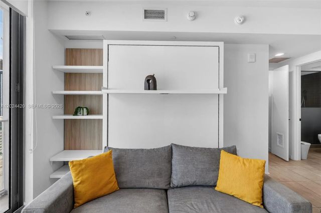3 of 29 - 227 Ne 2nd Street #2805, Miami, FL