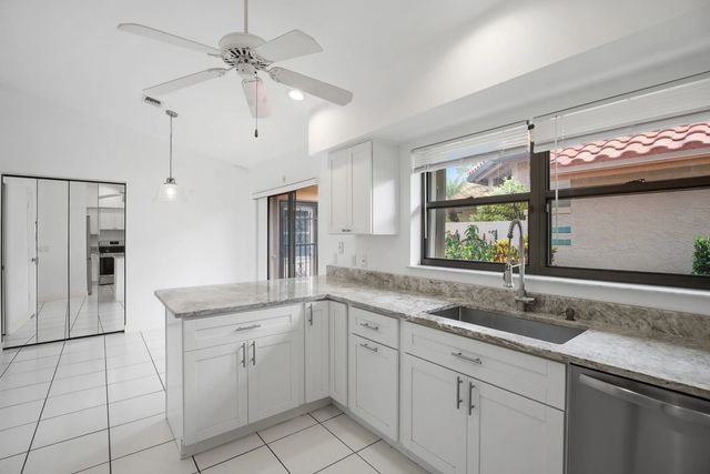 4 of 31 - 2735 Sw Mariposa Circle, Palm City, FL