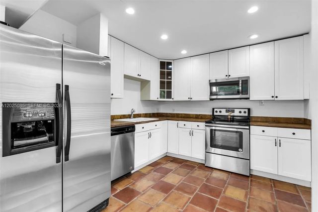 5 of 29 - 20908 Leeward Court #231-3, Aventura, FL