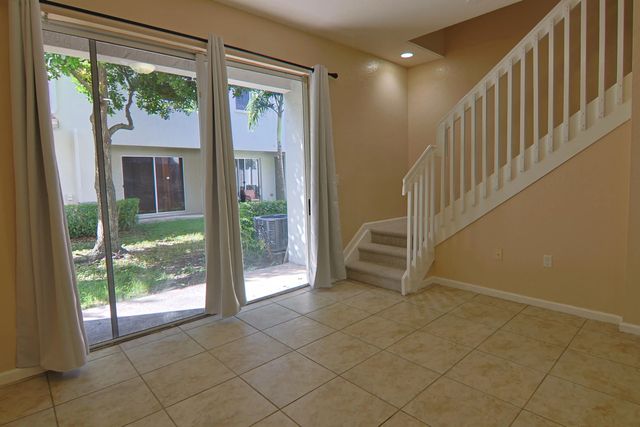 5 of 25 - 21211 Nw 14th Place #3-27, Miami Gardens, FL