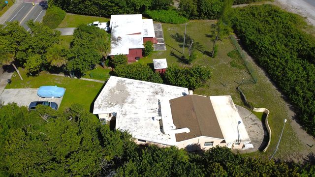 5 of 7 - 702-708 S Ocean Drive, Fort Pierce, FL