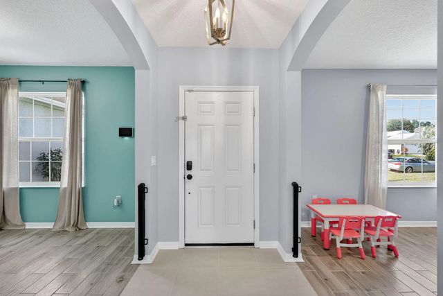 4 of 43 - 770 Sw Saragossa Avenue, Port St. Lucie, FL