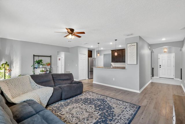 5 of 43 - 770 Sw Saragossa Avenue, Port St. Lucie, FL