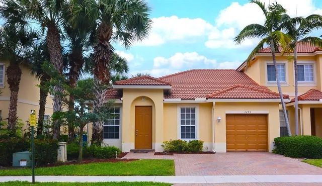 3 of 24 - 3245 Nw 31st Terrace, Oakland Park, FL