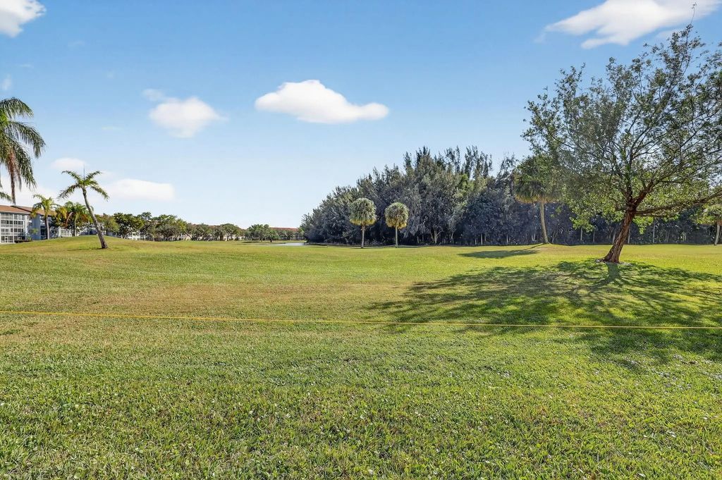 12500 Sw 6th Street #110n, Pembroke Pines