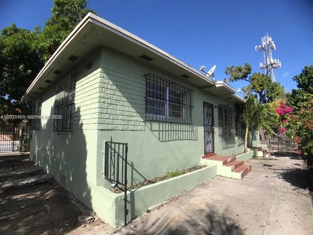 4 of 11 - 1321 Nw 28th Street, Miami, FL