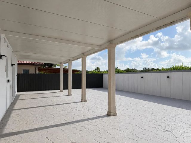 4 of 11 - 1361 Ne 42nd Avenue, Homestead, FL