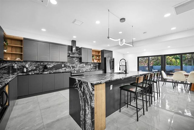 4 of 72 - 112 Nw 53rd Street, Miami, FL