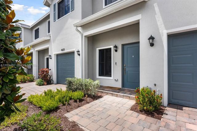 3 of 63 - 4825 Dillion Street, Lake Worth, FL