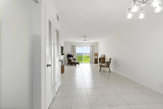 3 of 34 - 311 E Ocean Avenue #104, Lantana, FL