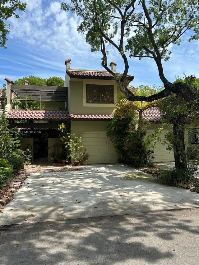 3689 Estepona Avenue #f30-b, Doral
