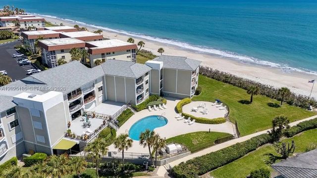 2 of 40 - 5300 Highway A1a #302, Vero Beach, FL