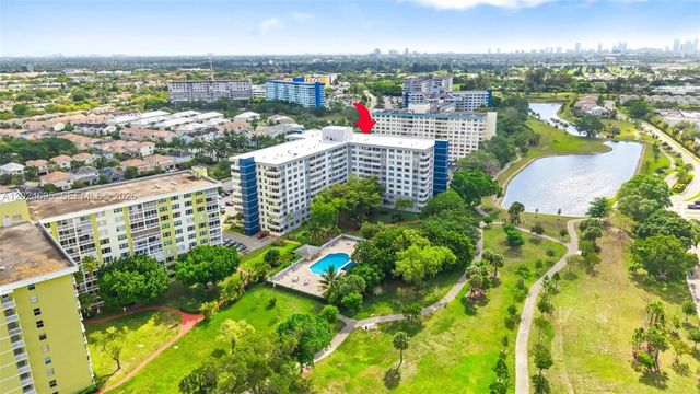 3 of 23 - 4350 Hillcrest Drive #1016, Hollywood, FL