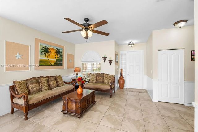 2 of 36 - 116 Berenger Walk, Royal Palm Beach, FL