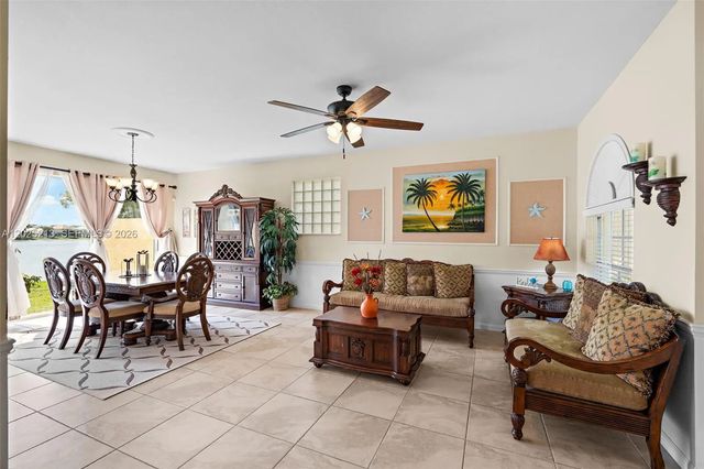 5 of 36 - 116 Berenger Walk, Royal Palm Beach, FL