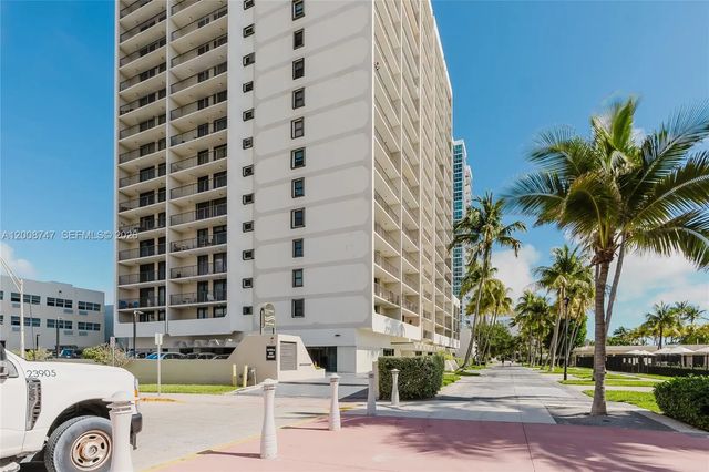 3 of 66 - 2625 Collins Avenue #803, Miami Beach, FL