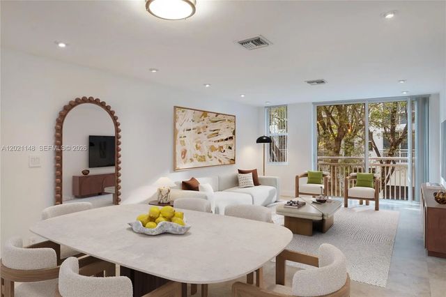 2 of 26 - 325 Meridian Avenue #5, Miami Beach, FL