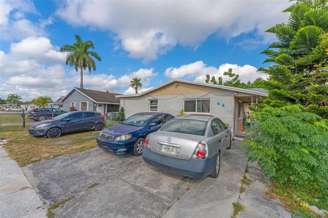 2 of 32 - 445 Nw 8th Street, Homestead, FL