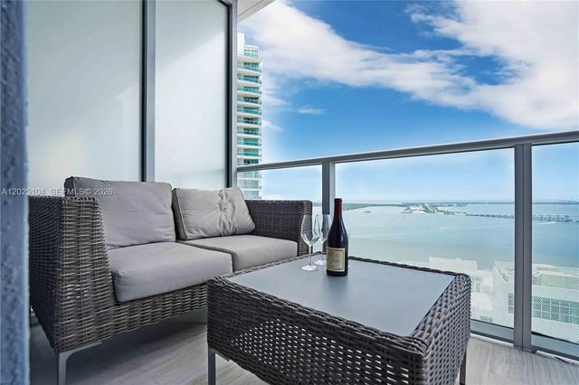 5 of 33 - 1300 Brickell Bay Drive #3402, Miami, FL
