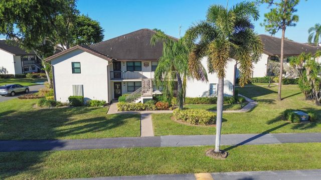 3 of 24 - 7665 Tahiti Lane #102, Lake Worth, FL