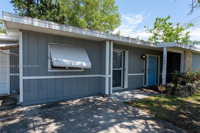 4 of 54 - 982 Sw Airoso Boulevard, Port St. Lucie, FL