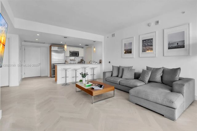 1300 Brickell Bay Drive #3408, Miami