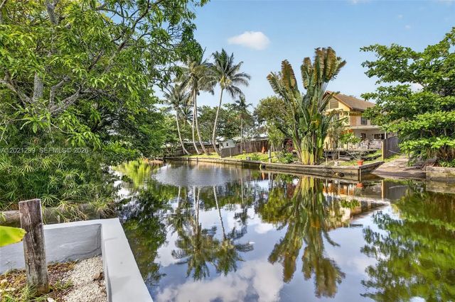 2 of 43 - 2048 Sw 28th Terrace, Fort Lauderdale, FL