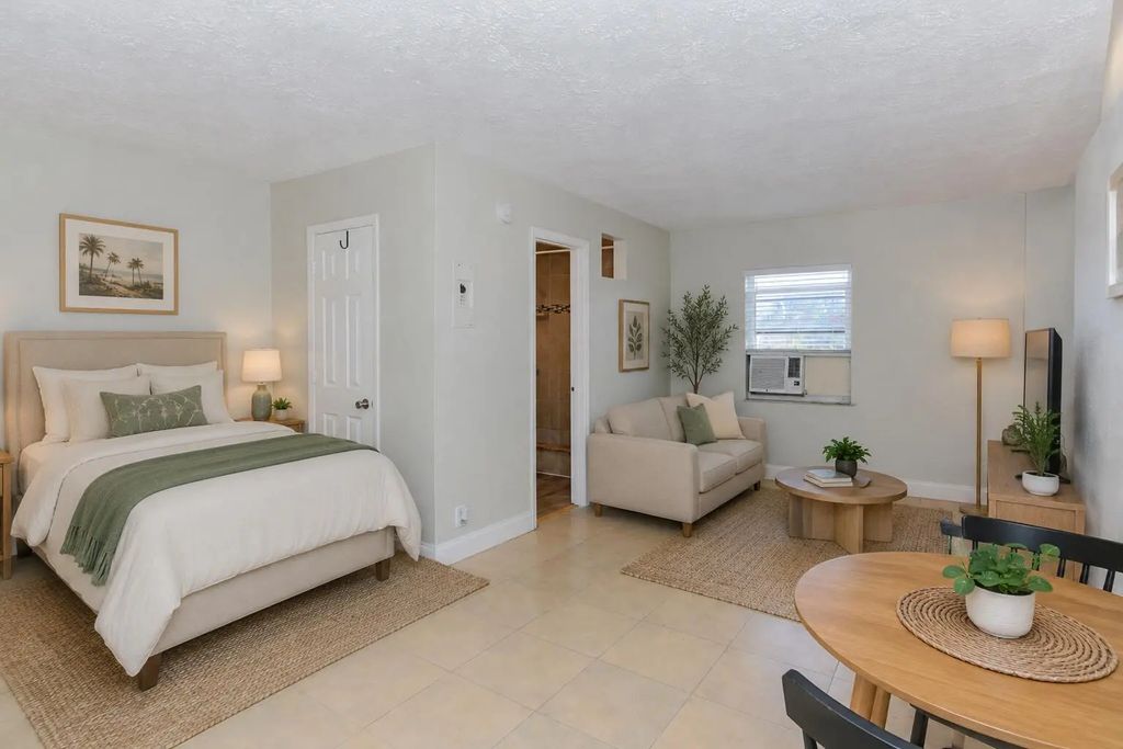 605 N Federal Highway #8, Lake Worth Beach