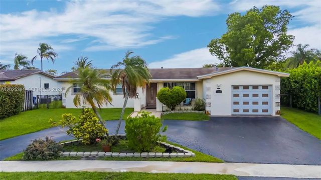 1620 Nw 122nd Avenue, Pembroke Pines