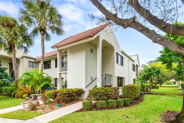 5687 Fairway Park Drive, Boynton Beach