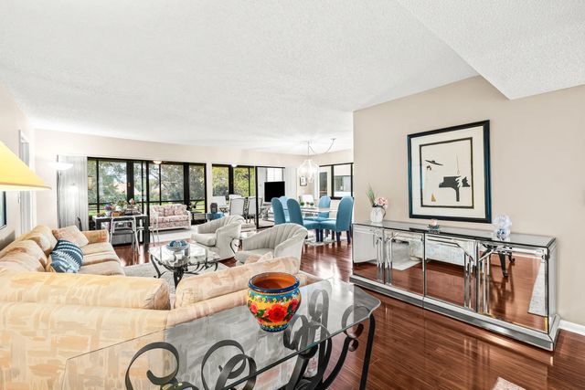 4 of 34 - 5687 Fairway Park Drive, Boynton Beach, FL