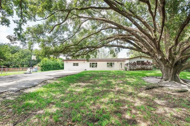 4 of 31 - 13821 Mustang Trail, Southwest Ranches, FL
