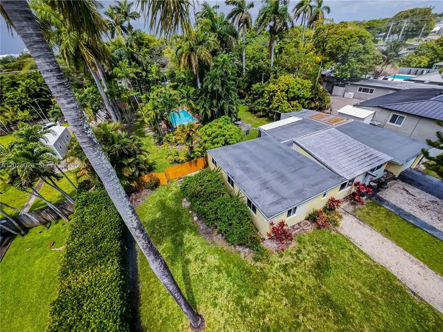 5 of 75 - 548 East Drive, Miami Springs, FL