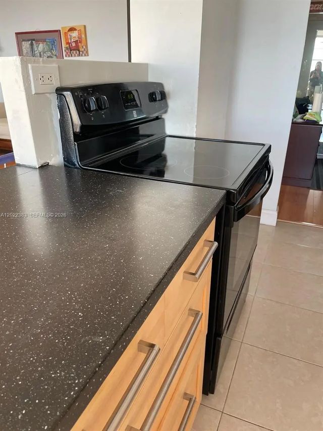5 of 23 - 18021 Biscayne Boulevard #1701, Aventura, FL