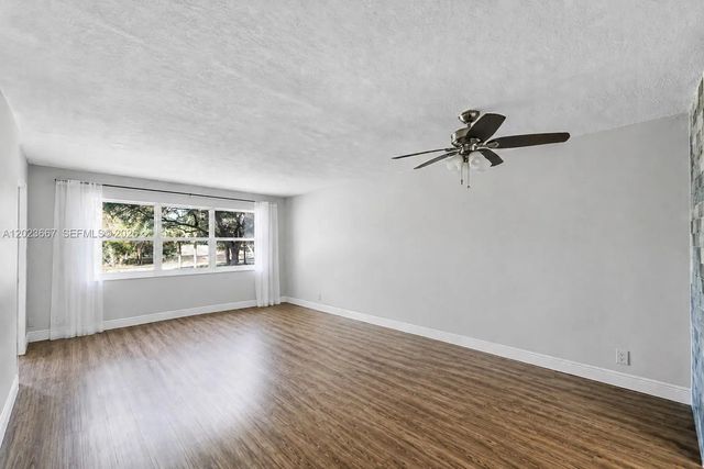 4 of 21 - 8405 Nw 61st Street #d207, Tamarac, FL