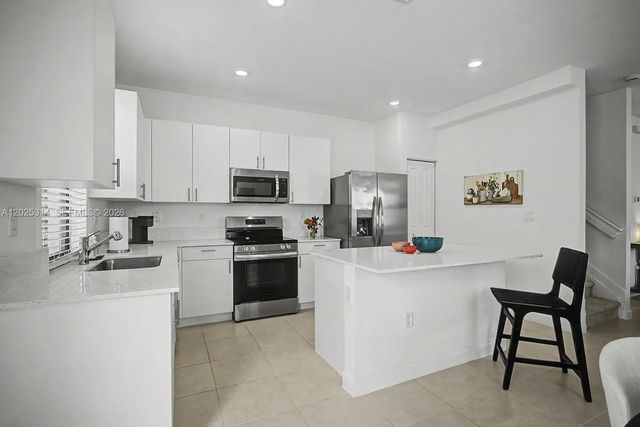 4 of 27 - 13170 Sw 232nd Lane, Miami, FL