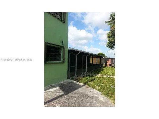 3 of 5 - 3110 Nw 213 Street, Miami Gardens, FL