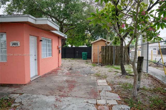 3401 Nw 15th Street, Miami