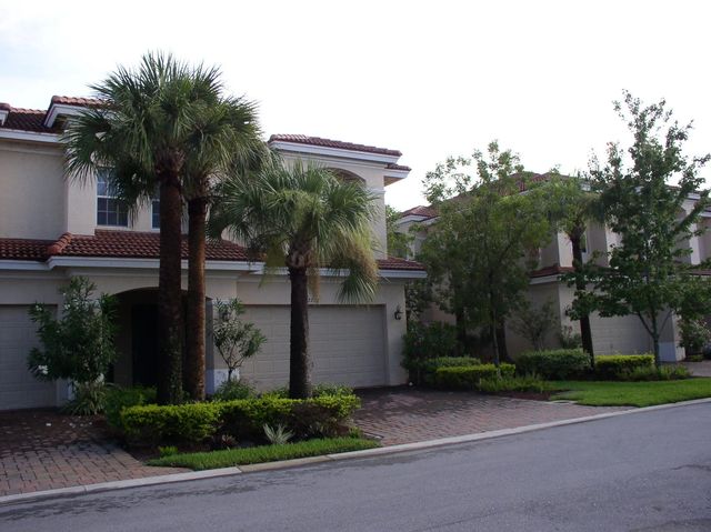 2 of 17 - 2202 Sw Cape Cod Drive, Port St. Lucie, FL