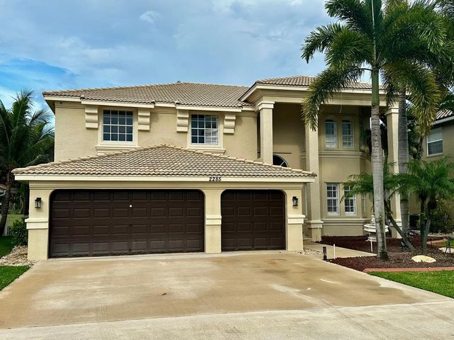 2285 Ridgewood Circle, Royal Palm Beach