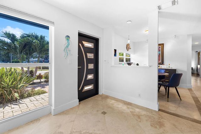 4 of 45 - 5041 Ne 24th Avenue, Lighthouse Point, FL