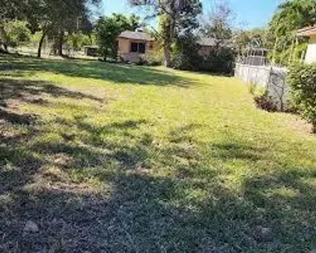 13300 Ne 9th Avenue, North Miami