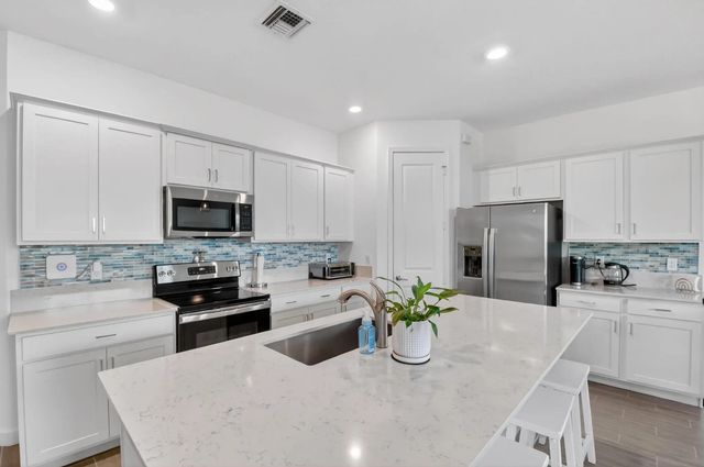 6026 Henderson Way, West Palm Beach
