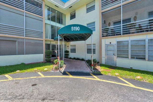 2 of 26 - 5190 E Sabal Palm Boulevard #304, Tamarac, FL